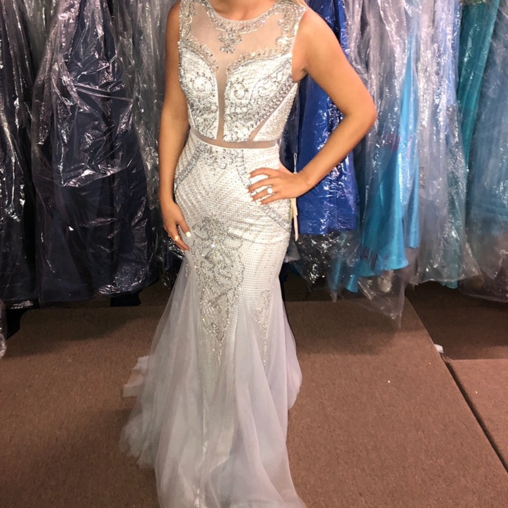 PROM dress.
